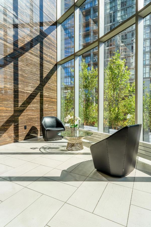 The Perfect Getaway Appartement Toronto Buitenkant foto